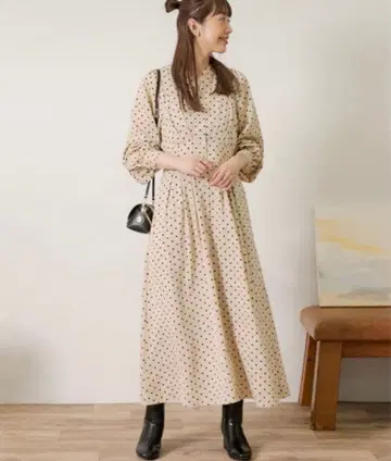 서니레이블 허리 마크 도트 프린트 슬리브 원피스