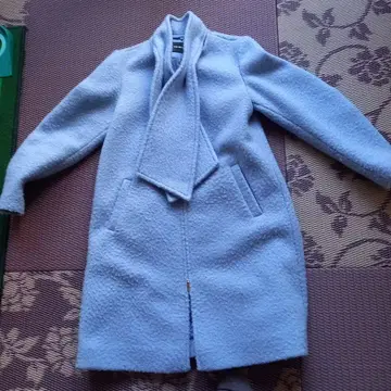 엠포리오 아르마니 라이트 블루 롱 코트