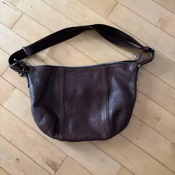 HERGOPOCH 브라운 숄더백