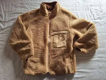 유니클로 베이지 플리스 자켓 지퍼 포켓 부착