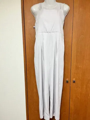 화이트 살로펫 오버롤