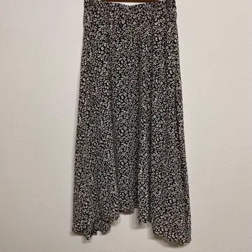 [ F ] Avan Lily 아반릴리 여성용 스커트 패턴 있음 세련됨