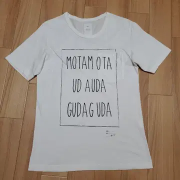 네임 프린트 포켓 T셔츠 일본제