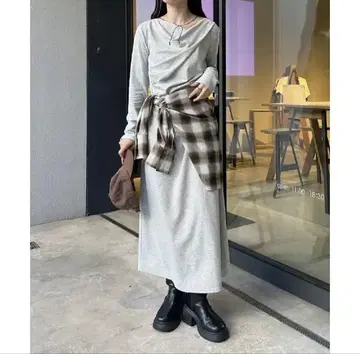 미스틱 오프숄더 원피스