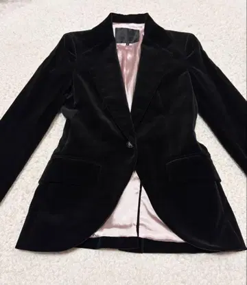 UNITLED 벨로아 자켓 은색 버튼