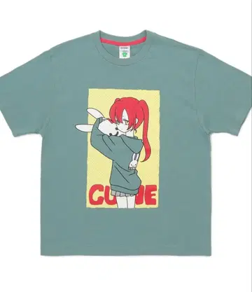 완판템 새상품, 미사용 CUNE T셔츠 들고 있는 L사이즈