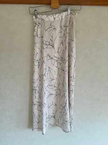 UNITED ARROWS 플레어 스커트 38