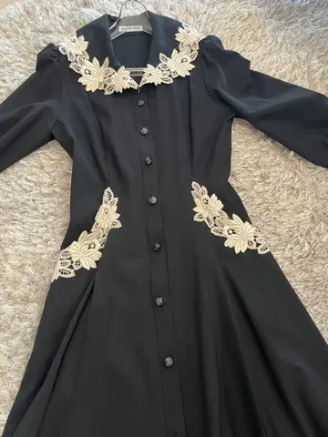 Innocent World 엘레인 로즈 원피스 블랙 이노센트 월드