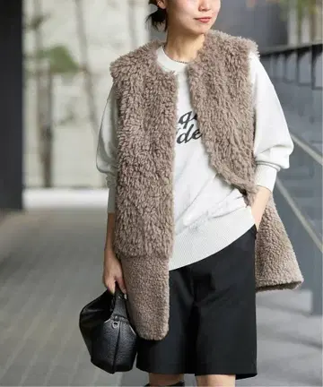 저널 스탠다드 레리움 믹스 보아 인조 모피 베스트