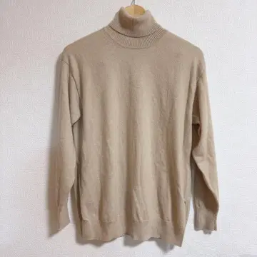 새상품급 팔코넬리 캐시미어 100% 터틀넥 니트