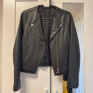 UNITED TOKYO 블랙 가죽 자켓