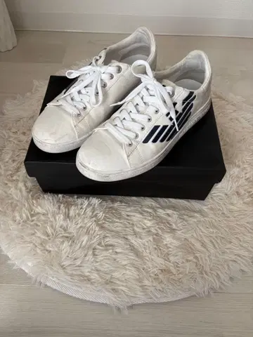 EA7 아르마니 스니커즈 화이트 27