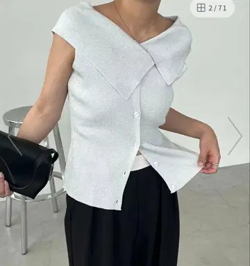 CAPRICIEUX LEMAGE 그레이 오프숄더 니트 반팔