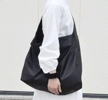 odd 빅 숄더백 블랙 소가죽 천연 가죽