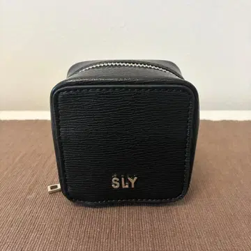 미사용 새상품 SLY 파우치