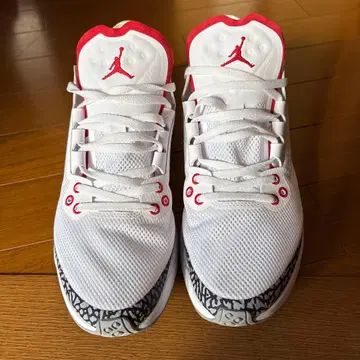 Jordan 스니커즈 26.5cm 화이트/레드