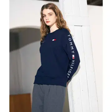 TOMMY HILFIGER 프렌치 테리 로고 맨투맨