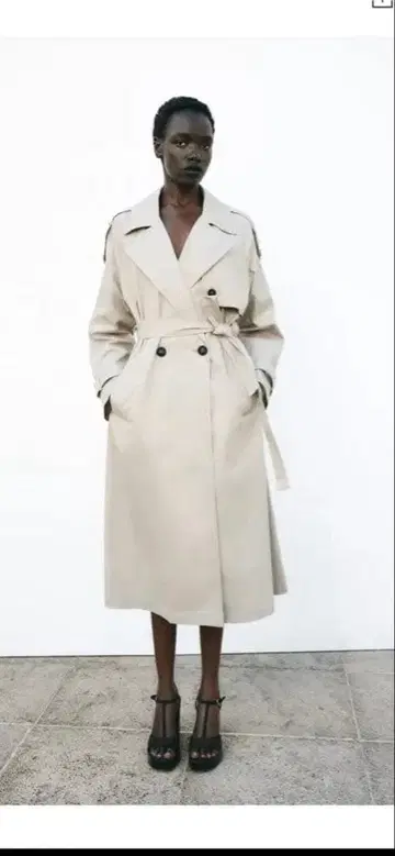 벨트 포함 롱 기장 더블 브레스트 트렌치코트