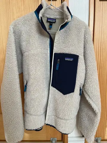patagonia 플리스 자켓 S 사이즈 베이지/네이비