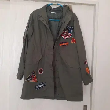 rough natural charm 패치 부착 모즈 코트