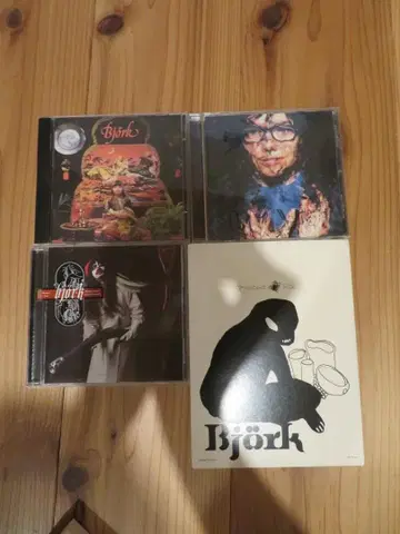 비요크 CD 앨범 3장 & DVD 1장 세트