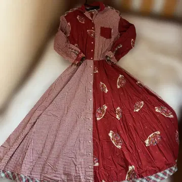 PINK HOUSE 빨간색 깅엄 체크 x 체리 파이 롱 플레어 원피스