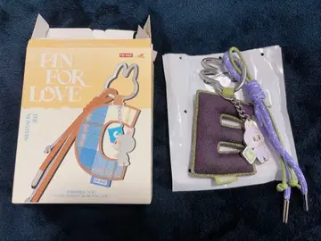 POPMART 러브브 알파벳 펜던트 E