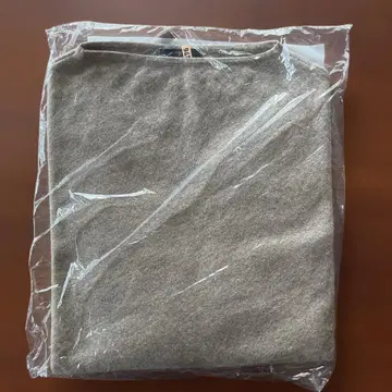 INED 비대칭 니트 캐시미어 100% 베이지 계열 사이즈 9