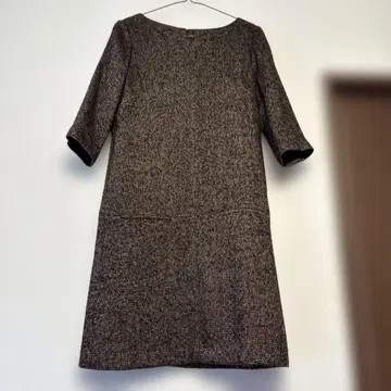 23구 고져스하게 보이는 깔끔한 원피스