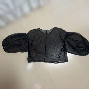 CHIGNON 컷소 택 포함입니다