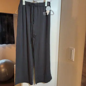 젤라또피케 롱 팬츠