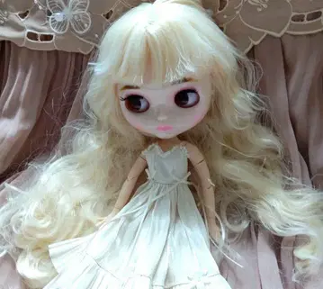 New face 크림 아이시 인형 (윤기 나는 피부)