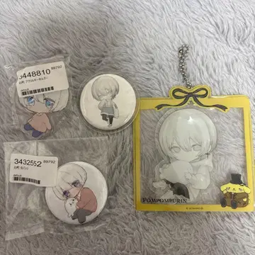 우타이테 xea의 아크릴 키링과 캔 배지 세트