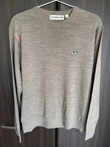 유니클로 x 아냐 힌드마치 메리노 크루넥 스웨터 L 사이즈