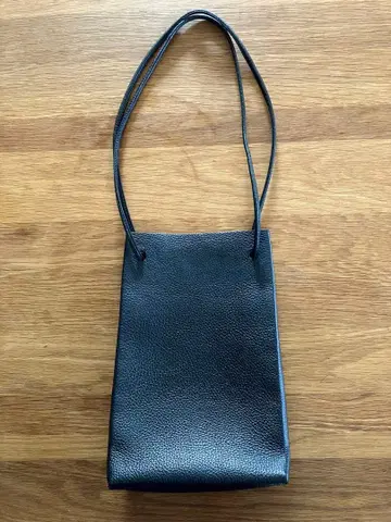 Aelo 블랙 가죽 토트백