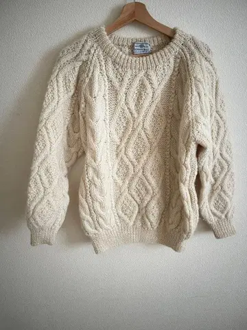 아이보리 케이블 니트 스웨터 쇼와 레트로 두꺼운 울