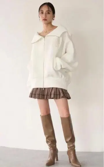 SNIDEL 스나이델 볼륨 후드티 화이트