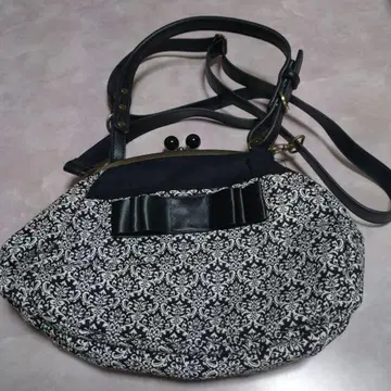 큰 가마구치 숄더백