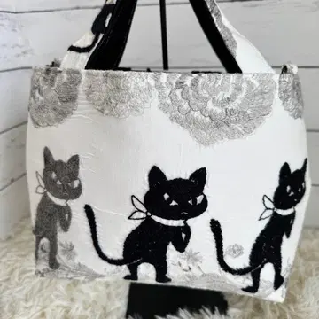 pjc 크로치 군 자수 토트백 가로형 백 화이트