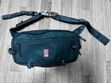 CHROME 블랙 숄더백