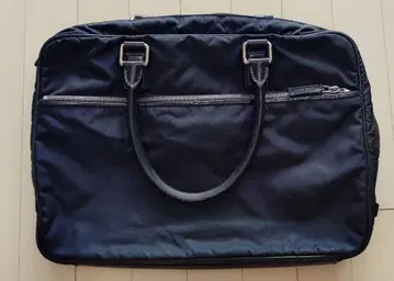 조르지오 아르마니 네이비 나일론 x 가죽 비즈니스 백