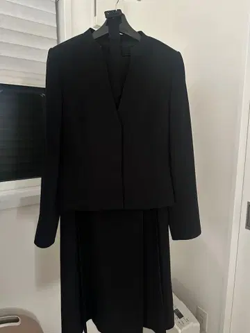 HIROMI YOSHIDA 블랙 원피스 수트 사이즈 9