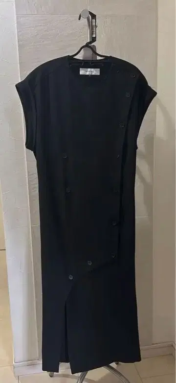 LE CIEL BLEU 블랙 슬리브리스 원피스 36