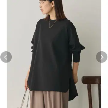 새상품 Sans Souci 스트레치 컷 조젯 밑단 라운드 풀오버