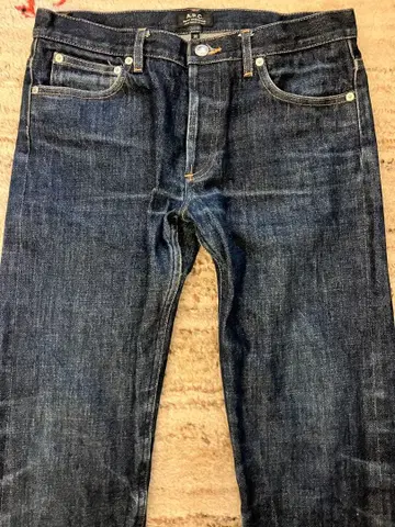 A.P.C. 데님 프티 스탠다드 30인치 스트레이트 데님