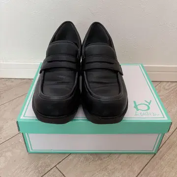 [최종 가격 인하] by 키다리 아저씨 통굽 코인 로퍼 펌프스 블랙