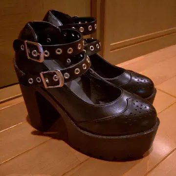 BUBBLES 더블 버클 통굽 신발