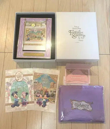 판타지 스프링스 호텔 기념일 사진 프레임 & 덤