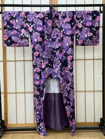 보라색 계열 꽃무늬 코몬 단품