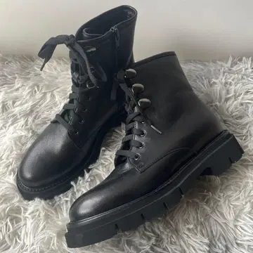[ 거의 미사용 ] 루카 그로시 레이스업 부츠 사이드 지퍼 35.5 블랙